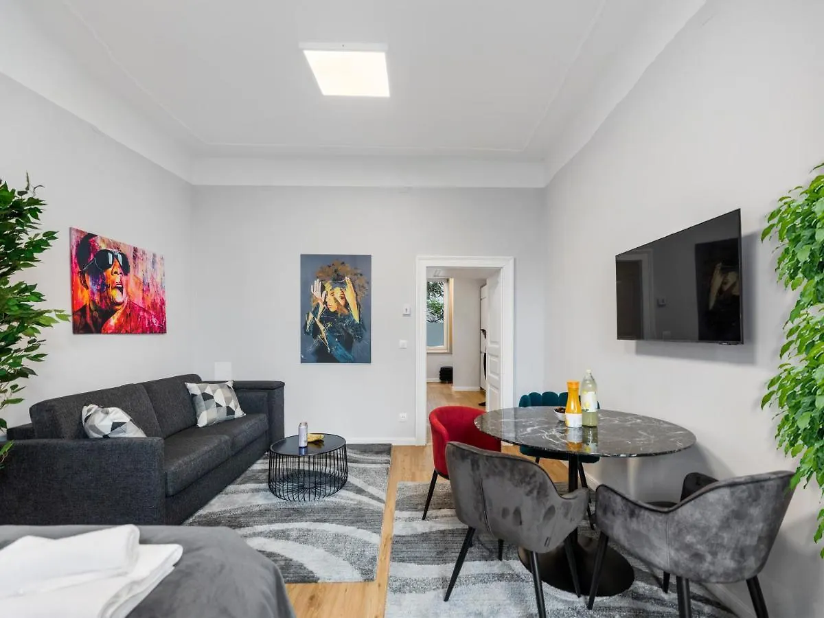 Sky9 Apartments District 3 Vienne
