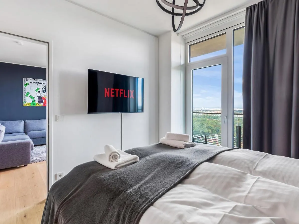 Sky9 Apartments District 3 Vienne 0*,