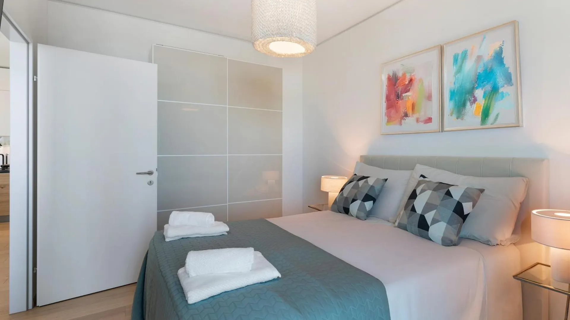Sky9 Apartments District 3 Vienne 0*,